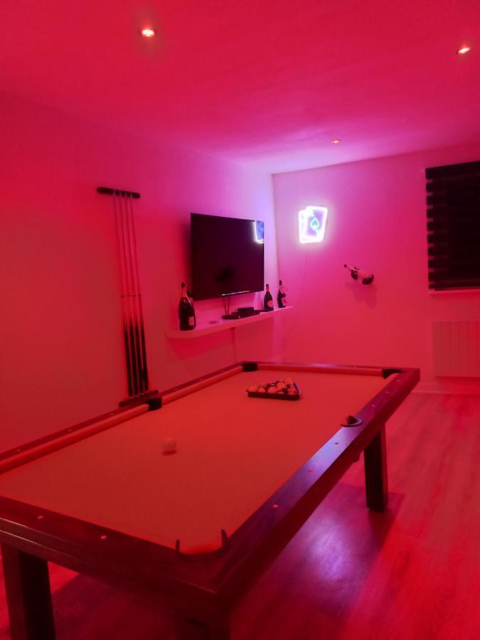 Game Room Epernay Exterior photo