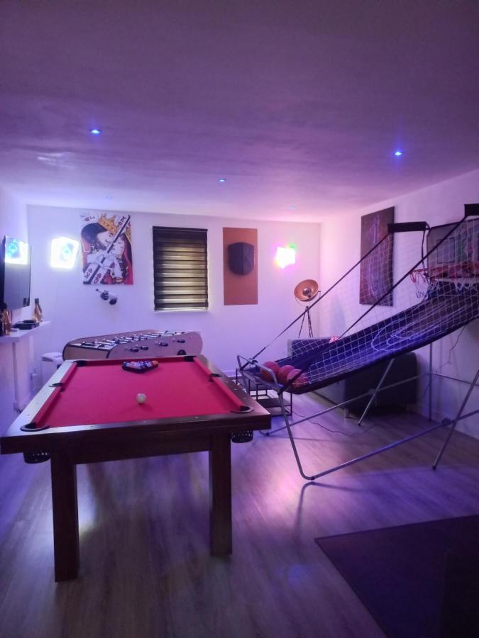 Game Room Epernay Exterior photo